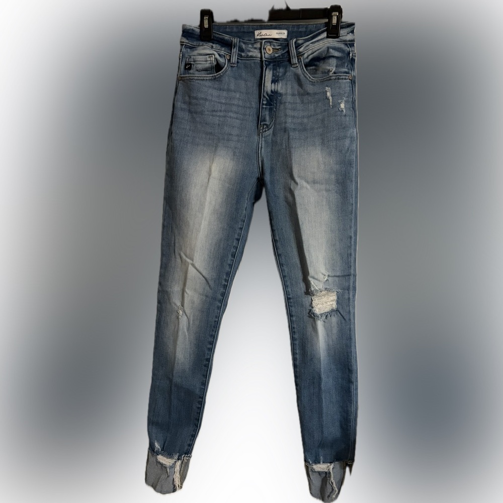 KanCan™ Curvy High Rise Ripped Cuffed Hem Skinny Jean - Size 28, Like New